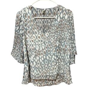 Tyche Blue and White Patterned Blouse